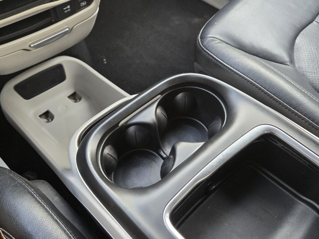 2022 Chrysler Pacifica Image 20