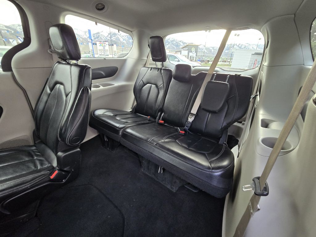 2022 Chrysler Pacifica Image 26