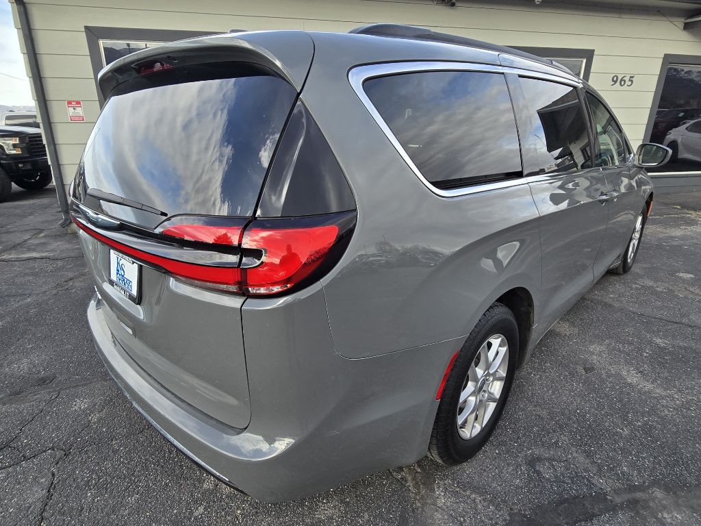 2022 Chrysler Pacifica Image 3