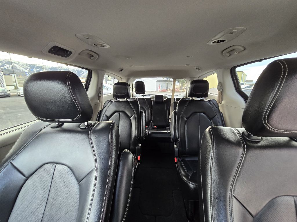 2022 Chrysler Pacifica Image 23