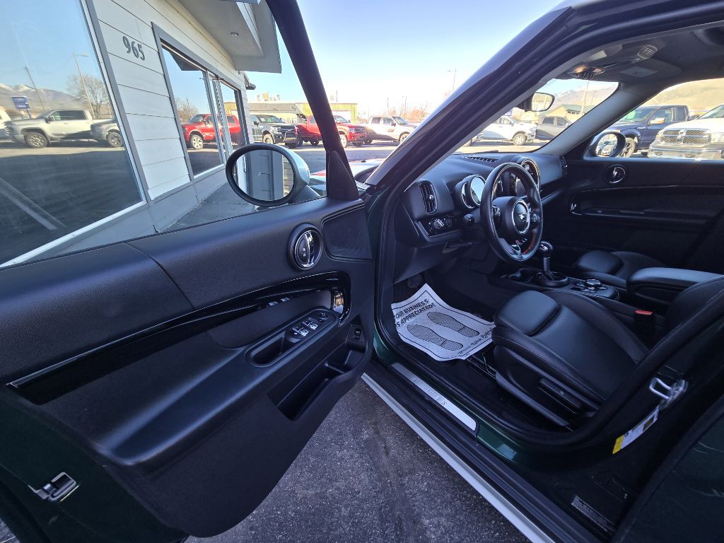 2019 MINI Cooper Image 9