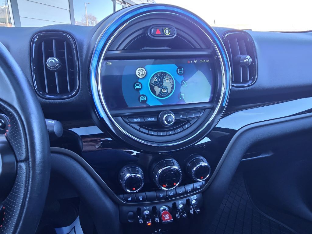 2019 MINI Cooper Image 16