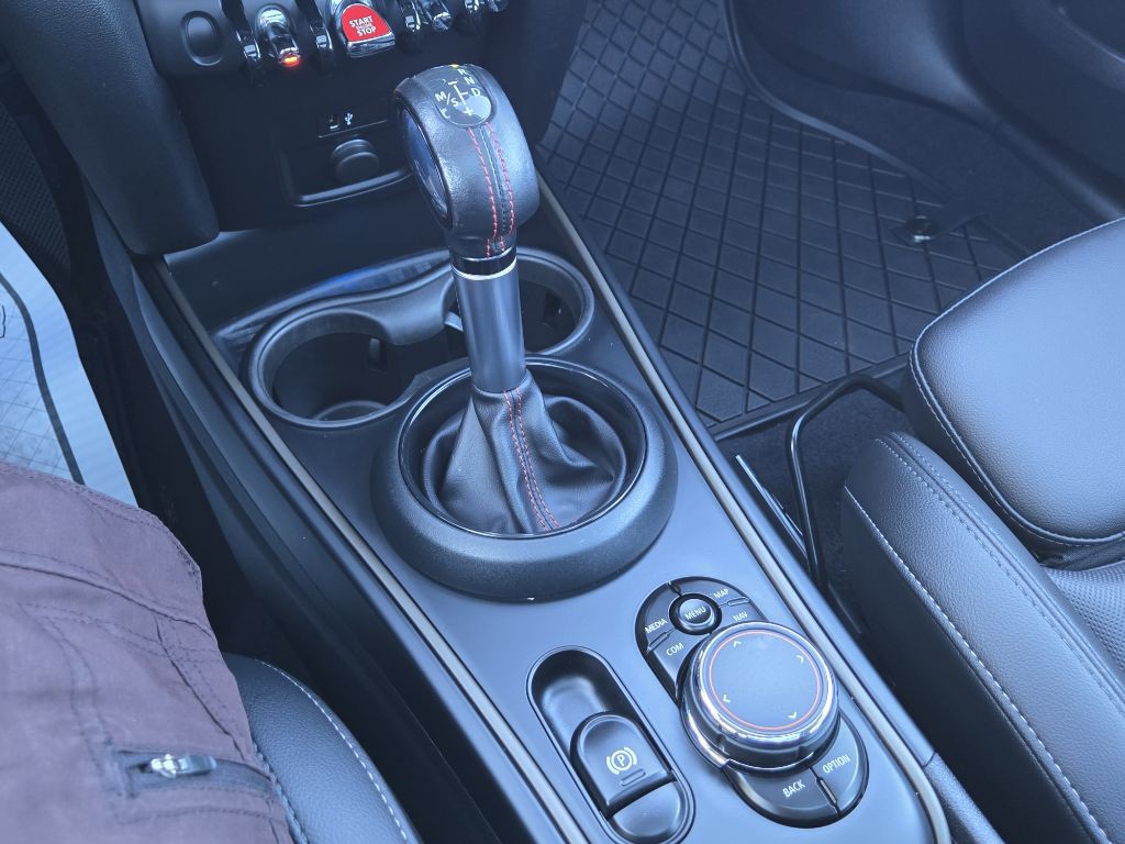 2019 MINI Cooper Image 20