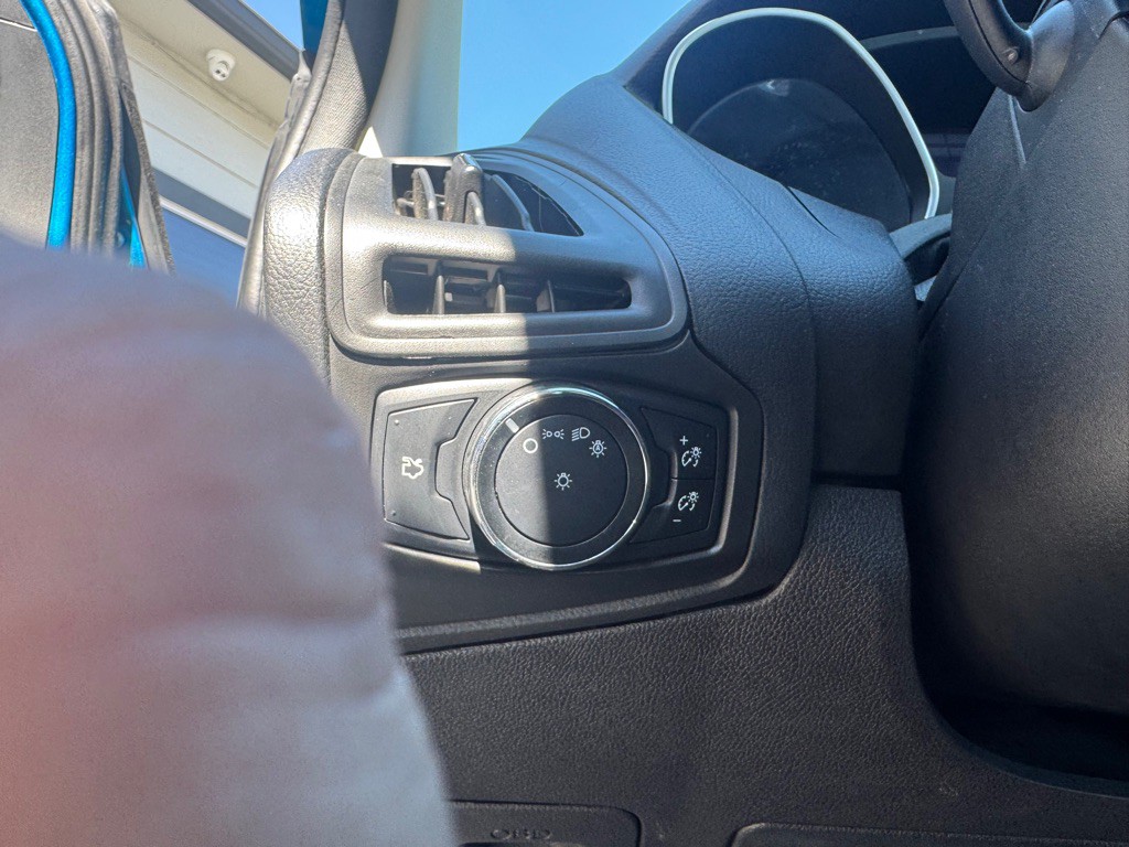 2014 Ford Focus Image 20
