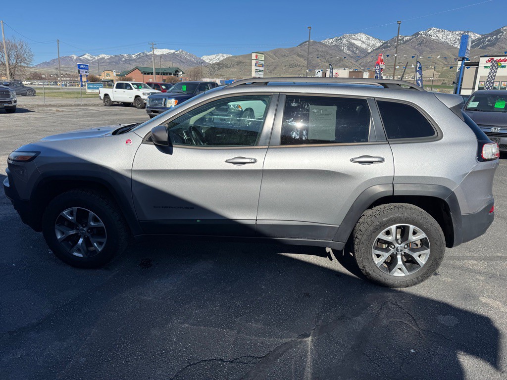 2016 Jeep Cherokee Image 6