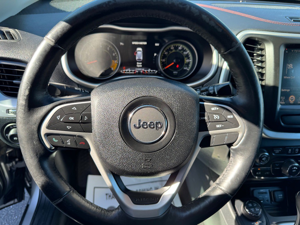 2016 Jeep Cherokee Image 14