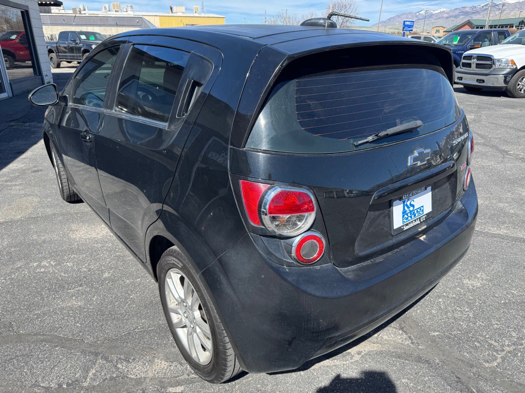 2016 Chevrolet Sonic Image 5