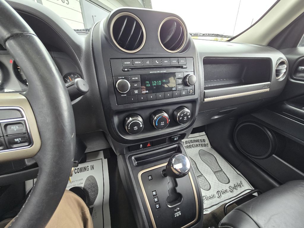 2016 Jeep Patriot Image 12