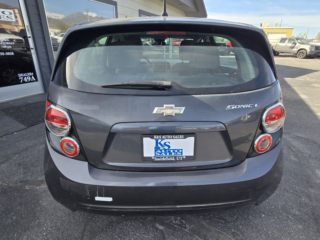 2013 Chevrolet Sonic Image 4