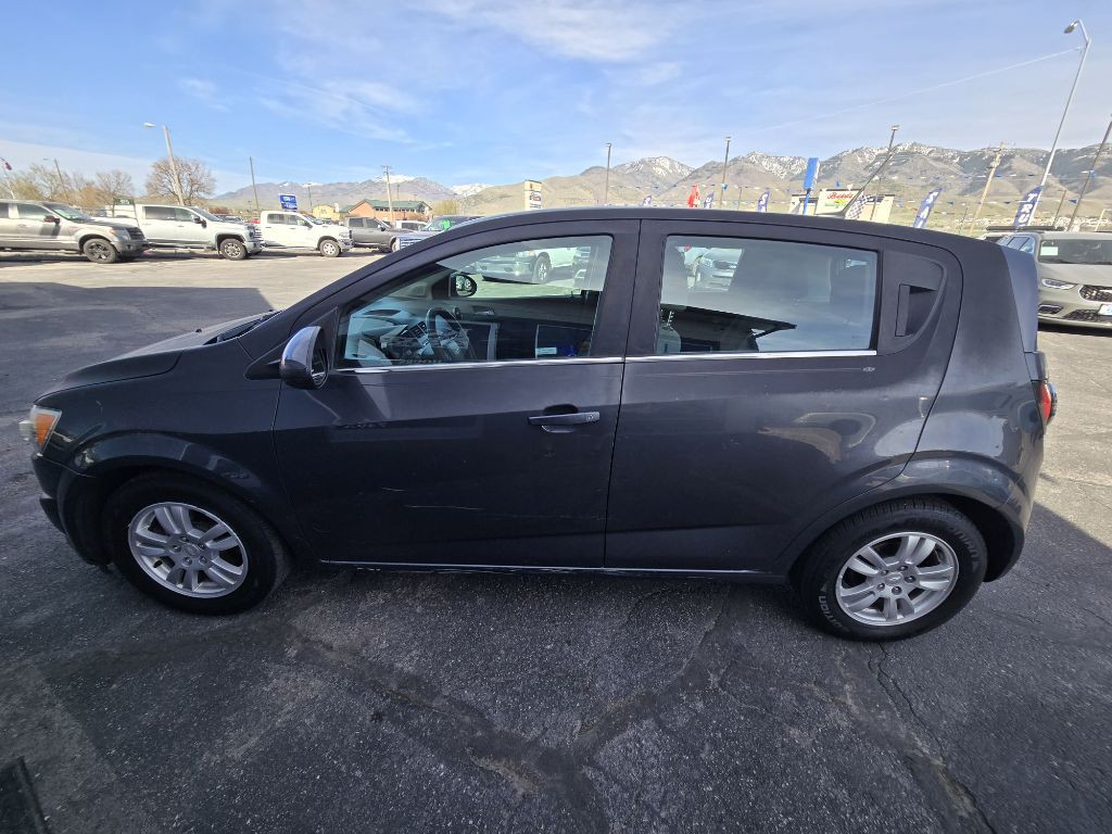 2013 Chevrolet Sonic Image 6