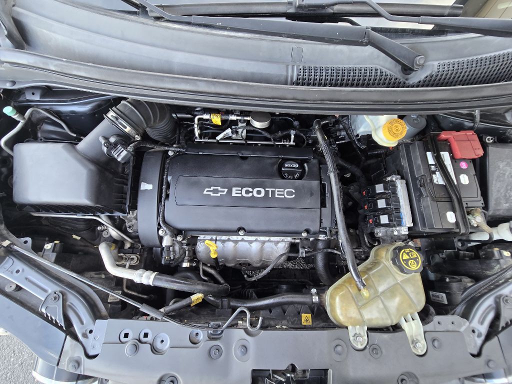 2013 Chevrolet Sonic Image 22