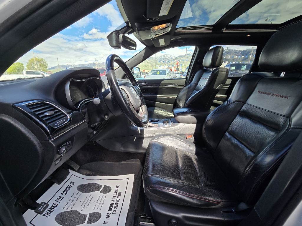 2019 Jeep Grand Cherokee Image 3