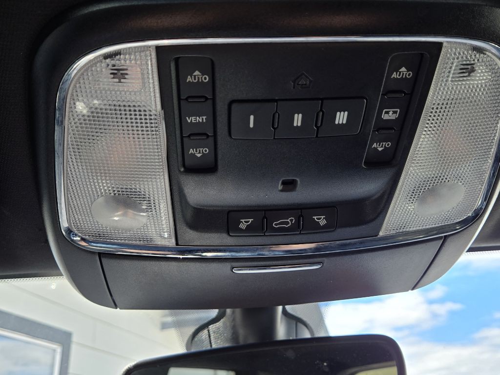 2019 Jeep Grand Cherokee Image 12