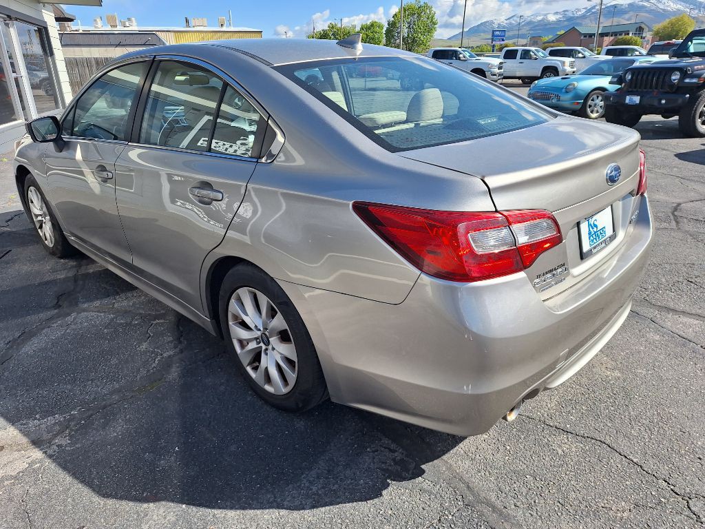 2017 Subaru Legacy Image 5