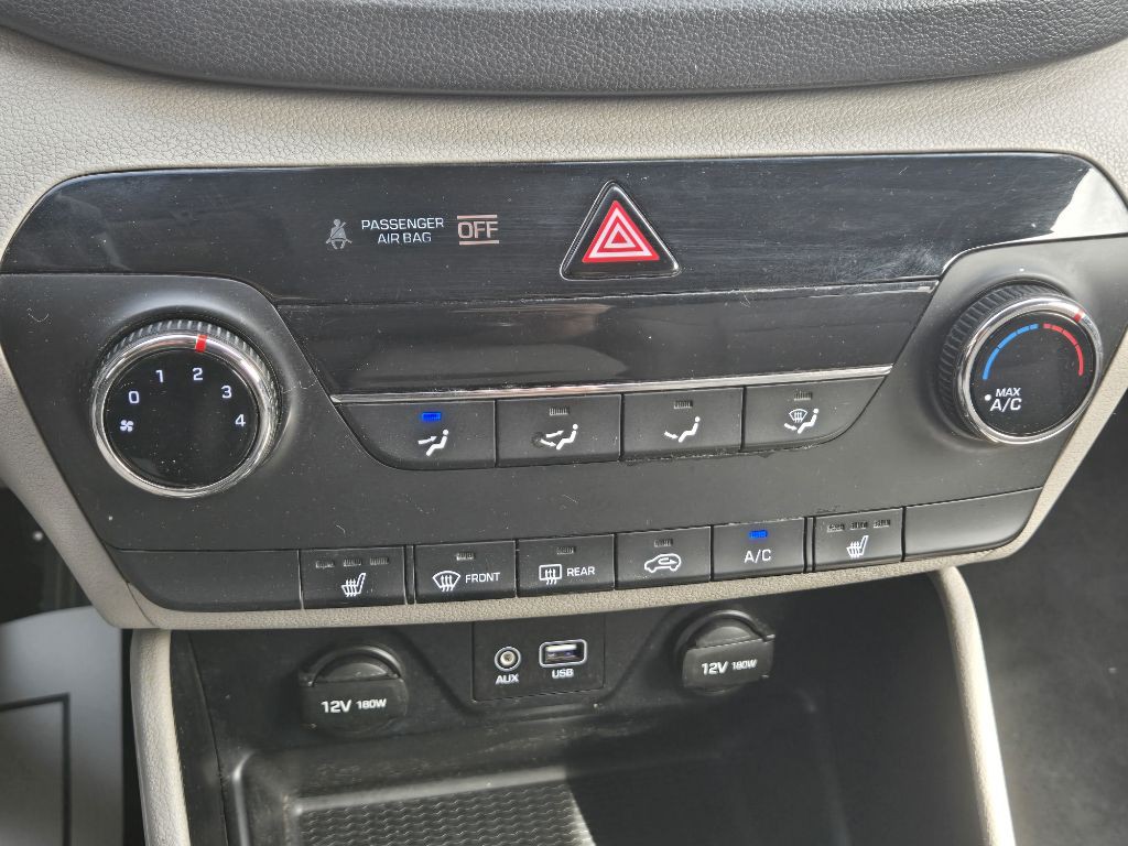 2017 Hyundai Tucson Image 17