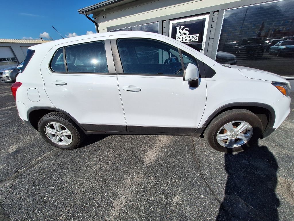 2020 Chevrolet Trax Image 2