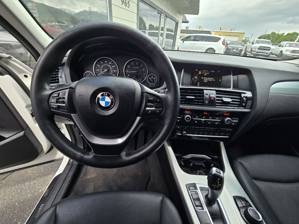 2017 BMW X3 Image 12
