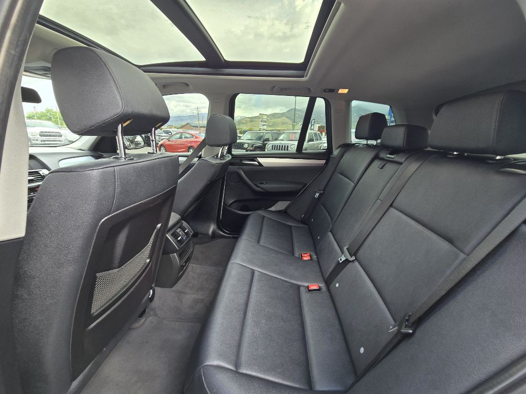 2017 BMW X3 Image 27