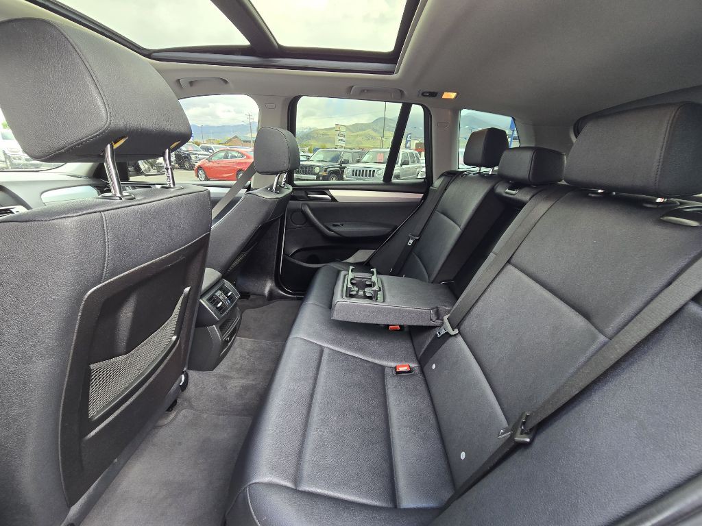 2017 BMW X3 Image 28