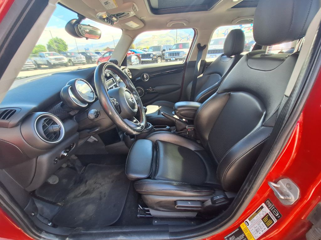 2015 MINI Cooper Image 11