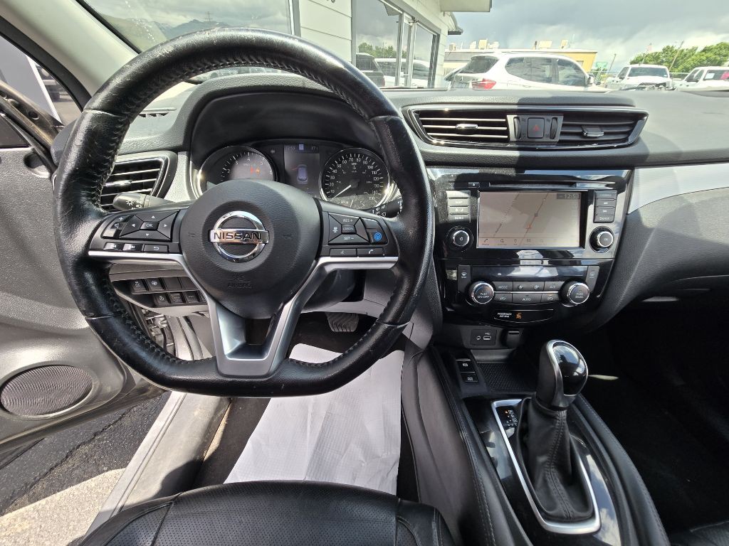 2020 Nissan Rogue Image 11