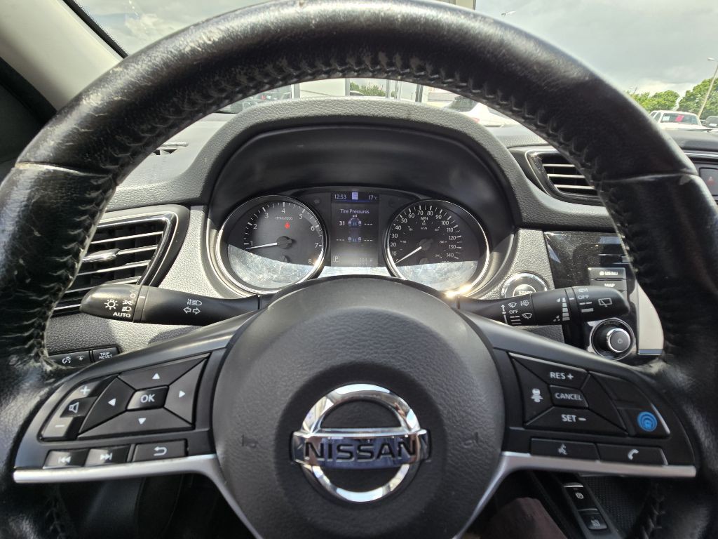 2020 Nissan Rogue Image 12
