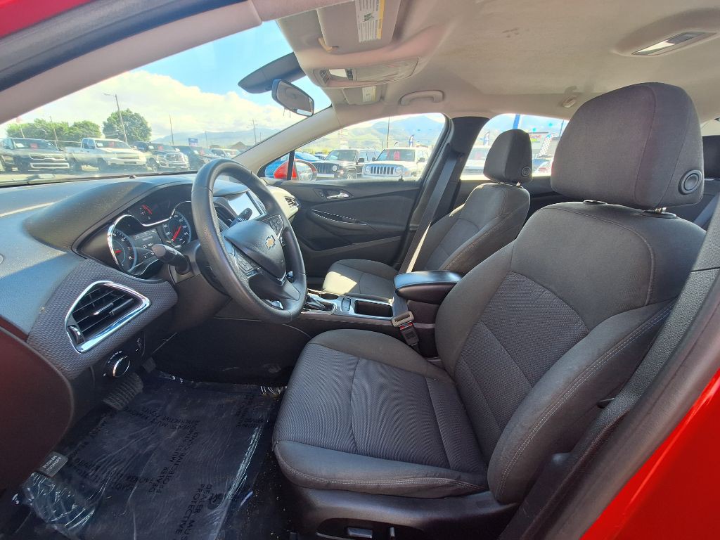 2018 Chevrolet Cruze Image 10
