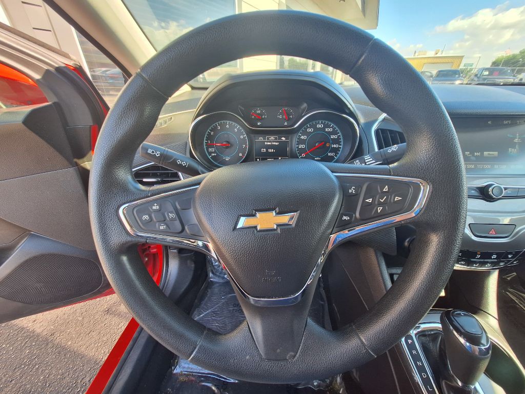 2018 Chevrolet Cruze Image 13