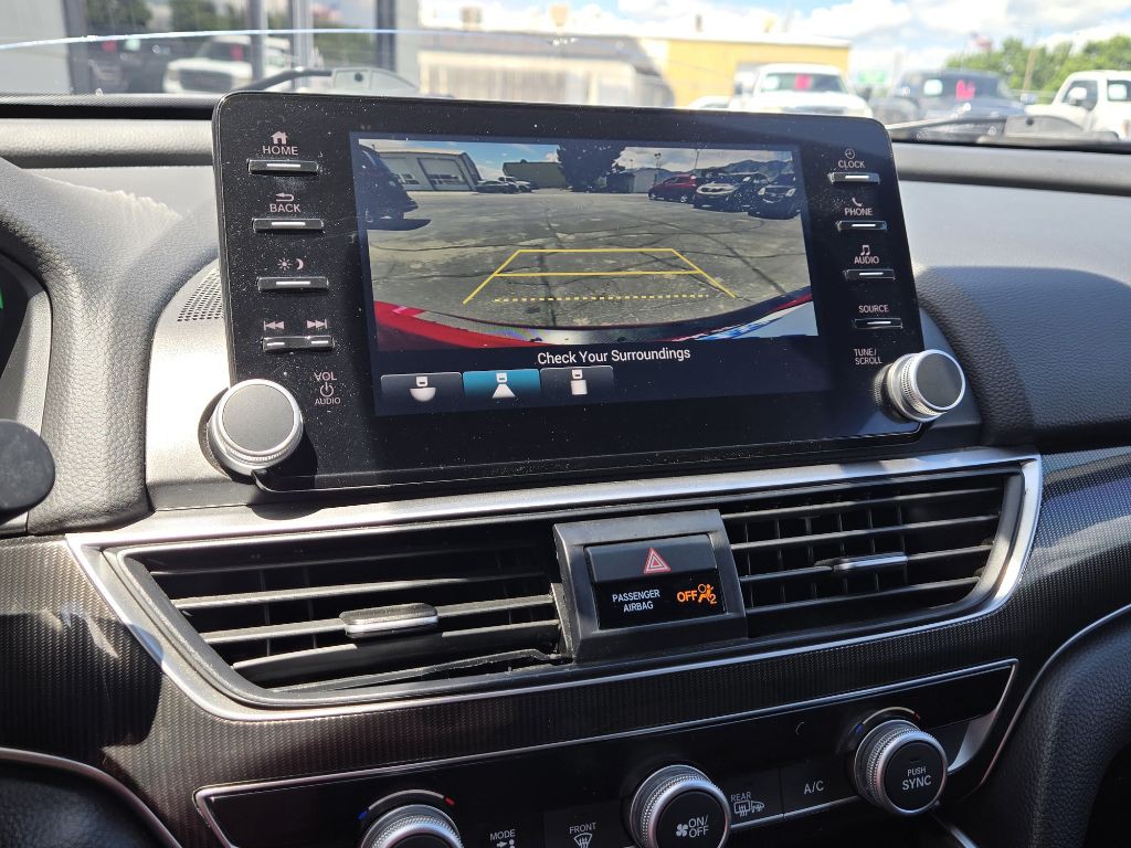 2022 Honda Accord Image 17