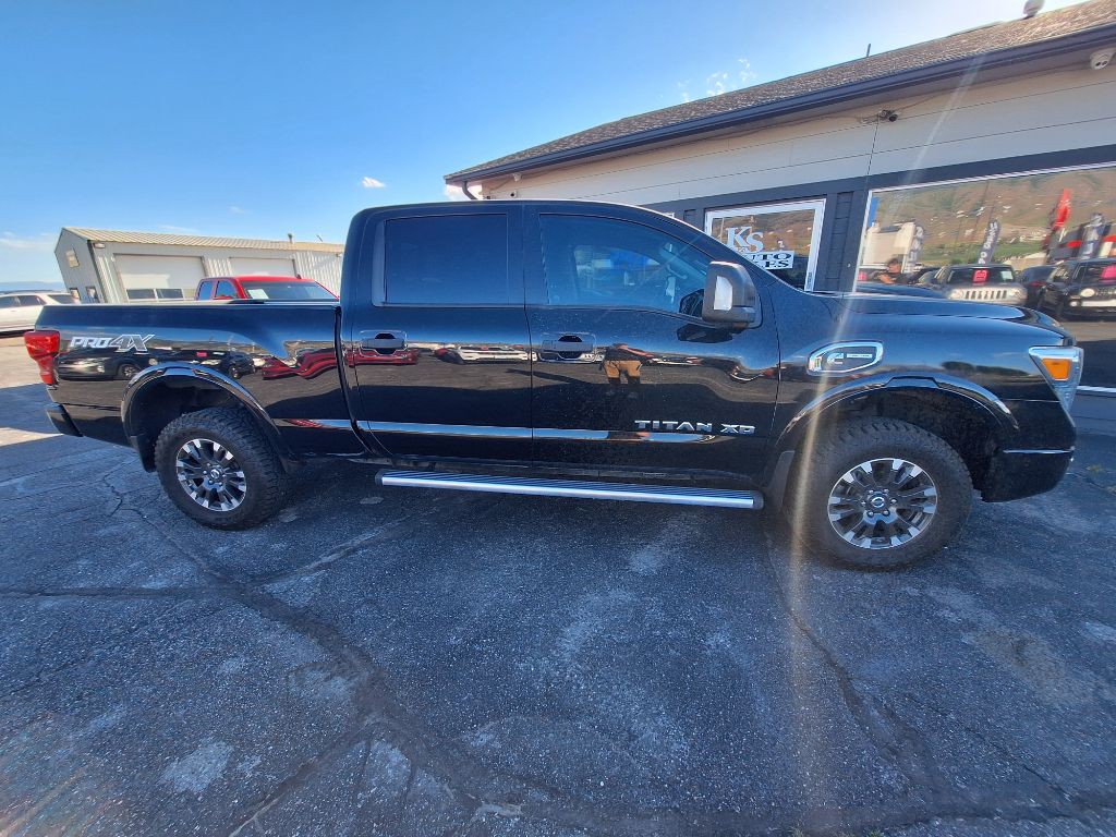 2018 Nissan Titan Image 2