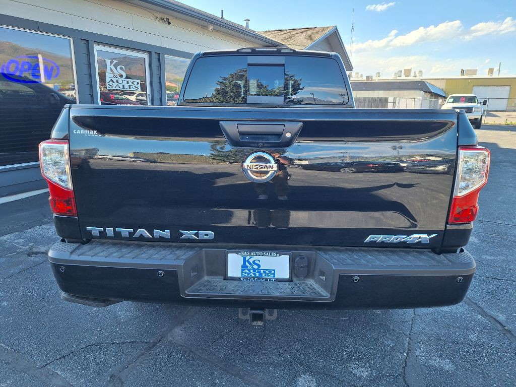 2018 Nissan Titan Image 3