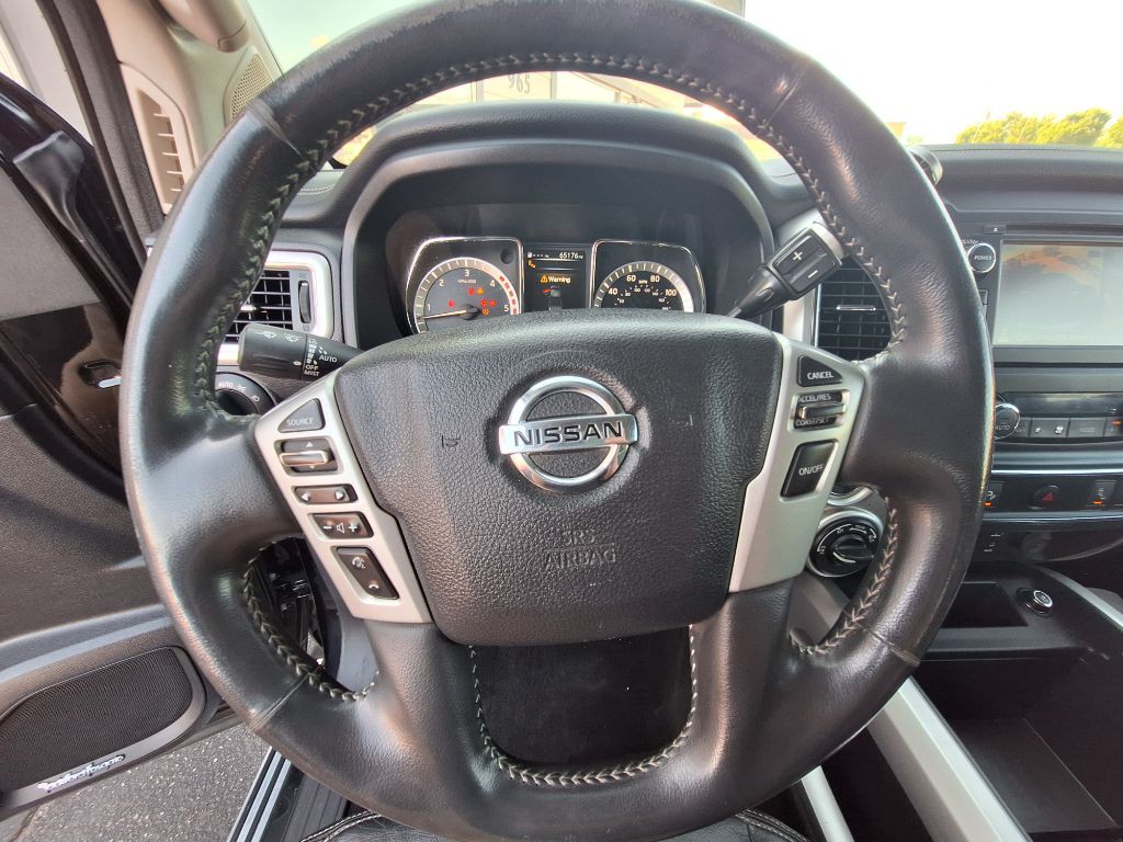 2018 Nissan Titan Image 13