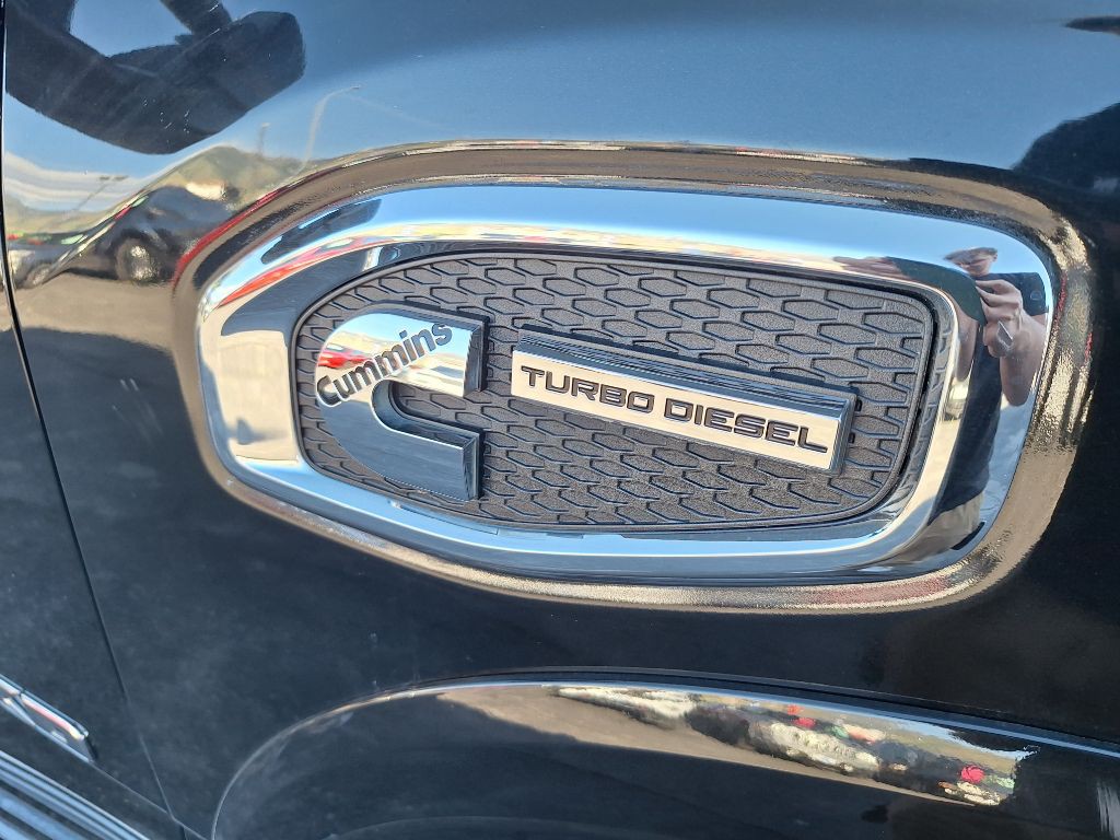2018 Nissan Titan Image 28