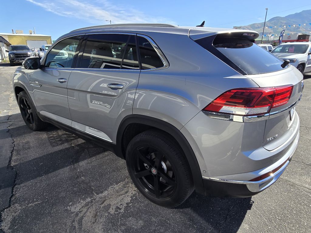 2020 Volkswagen Atlas Cross Sport Image 5
