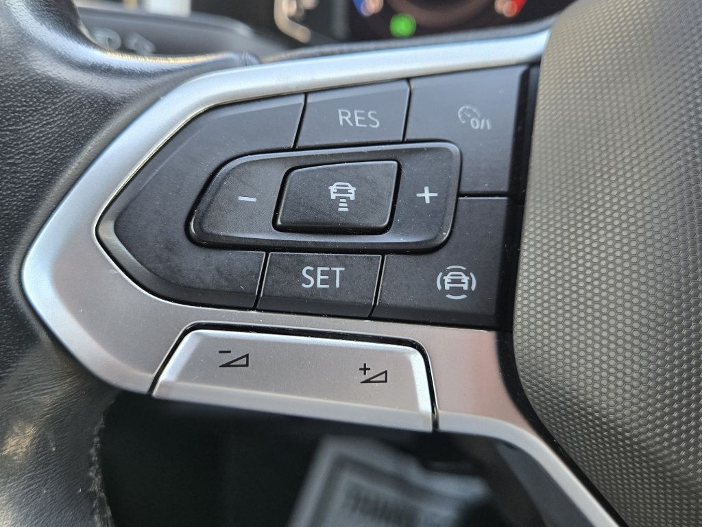 2020 Volkswagen Atlas Cross Sport Image 15