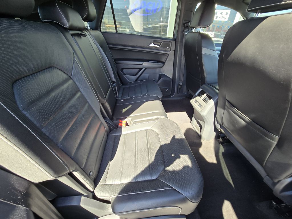 2020 Volkswagen Atlas Cross Sport Image 31