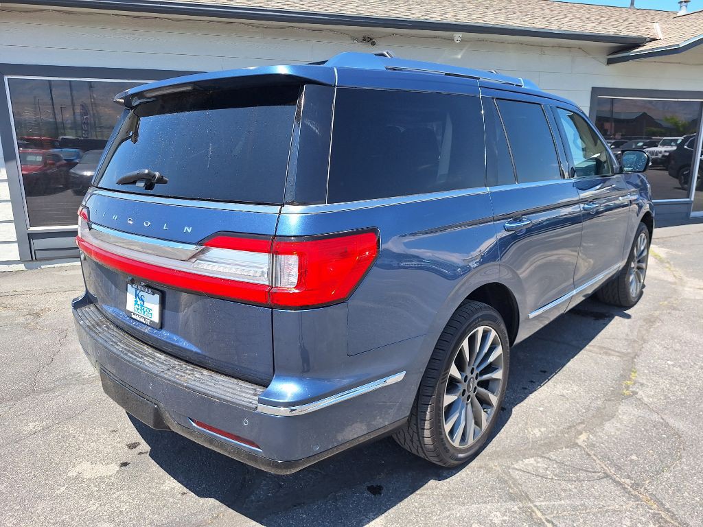 2020 Lincoln Navigator Image 3