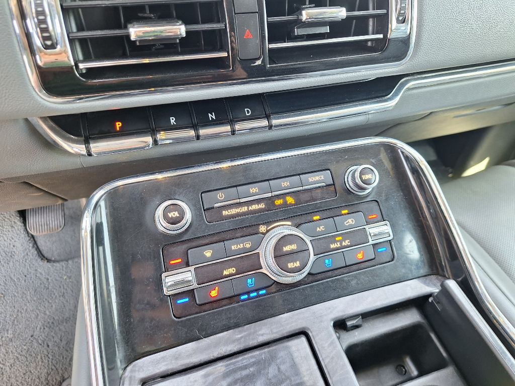 2020 Lincoln Navigator Image 20