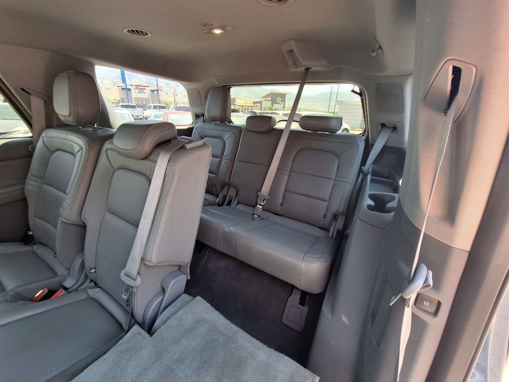 2020 Lincoln Navigator Image 24