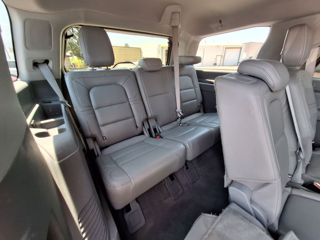 2020 Lincoln Navigator Image 29