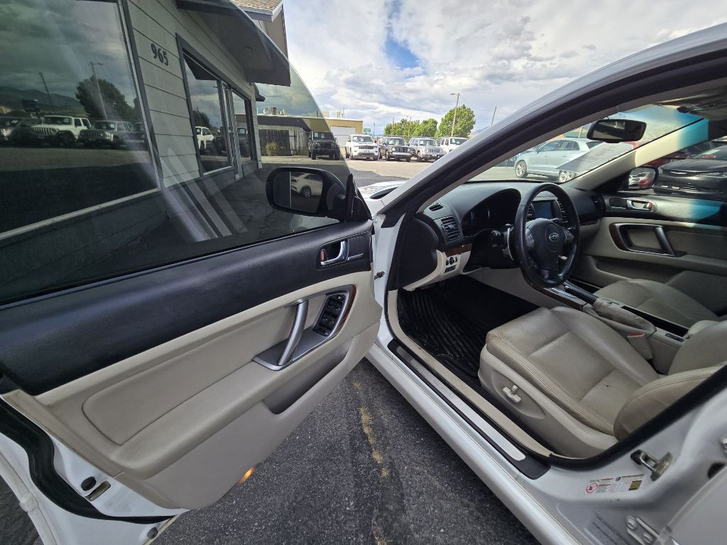 2009 Subaru Legacy Image 13