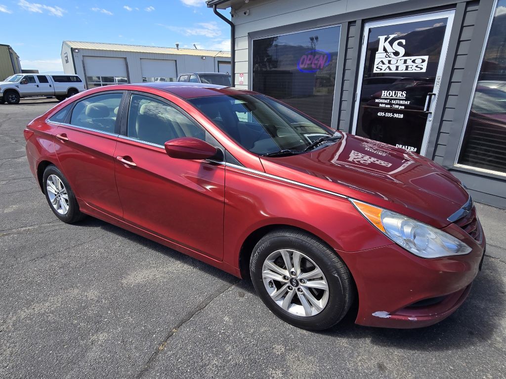 2013 Hyundai Sonata Image 1