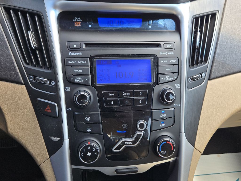 2013 Hyundai Sonata Image 14