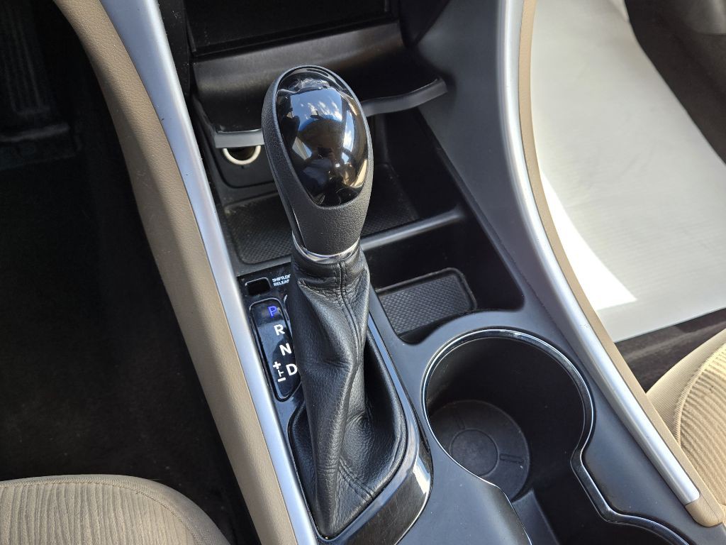 2013 Hyundai Sonata Image 15