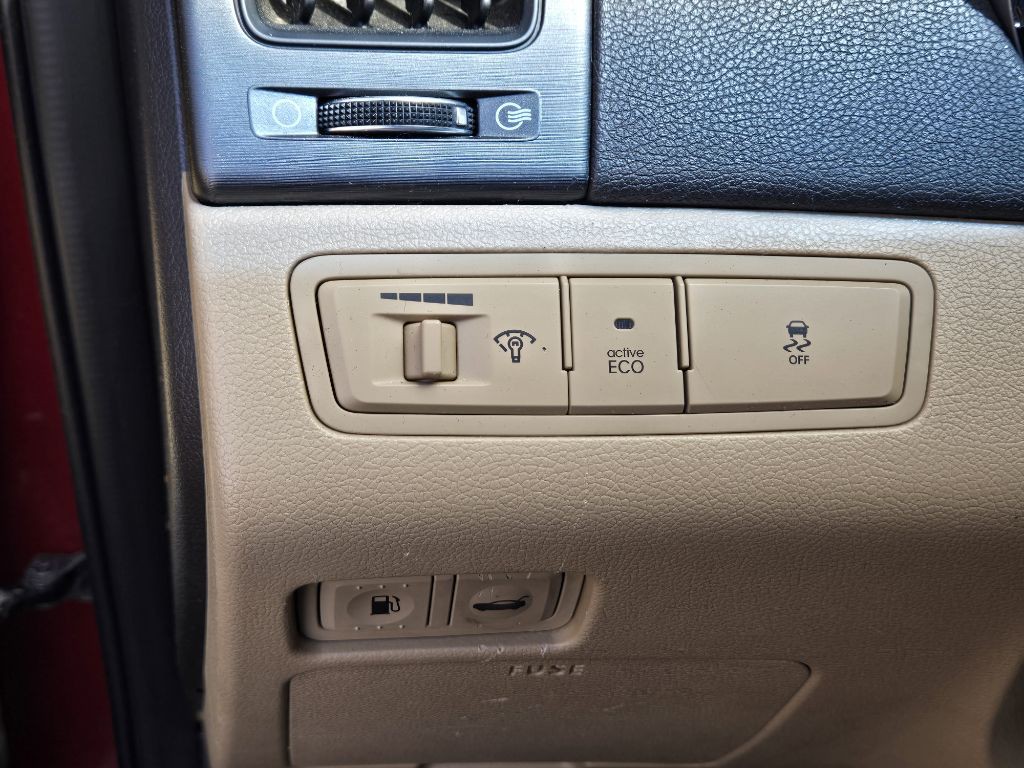 2013 Hyundai Sonata Image 17