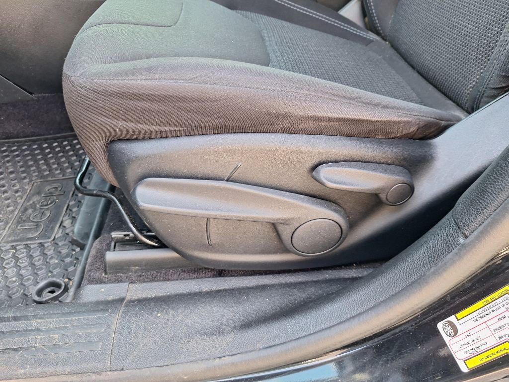 2019 Jeep Cherokee Image 22