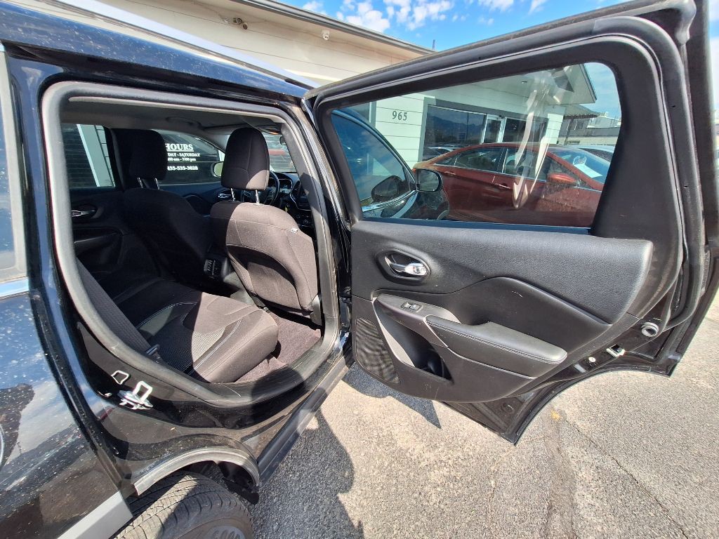 2019 Jeep Cherokee Image 26