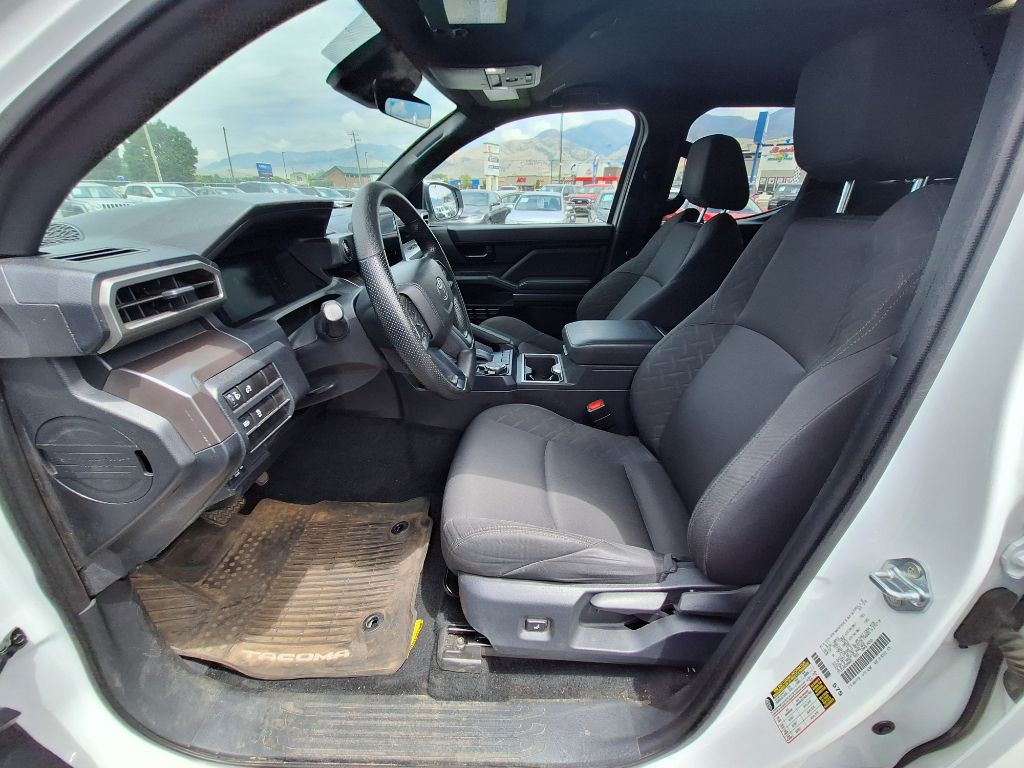 2025 Toyota Tacoma Image 10