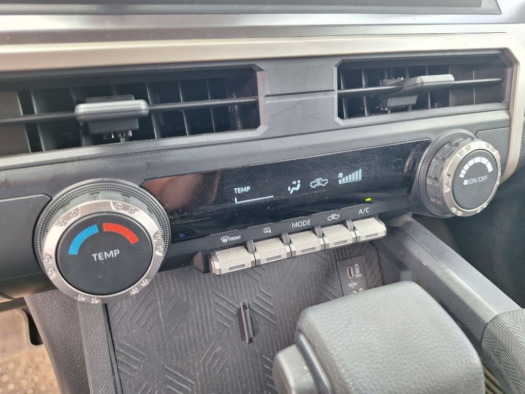 2025 Toyota Tacoma Image 18