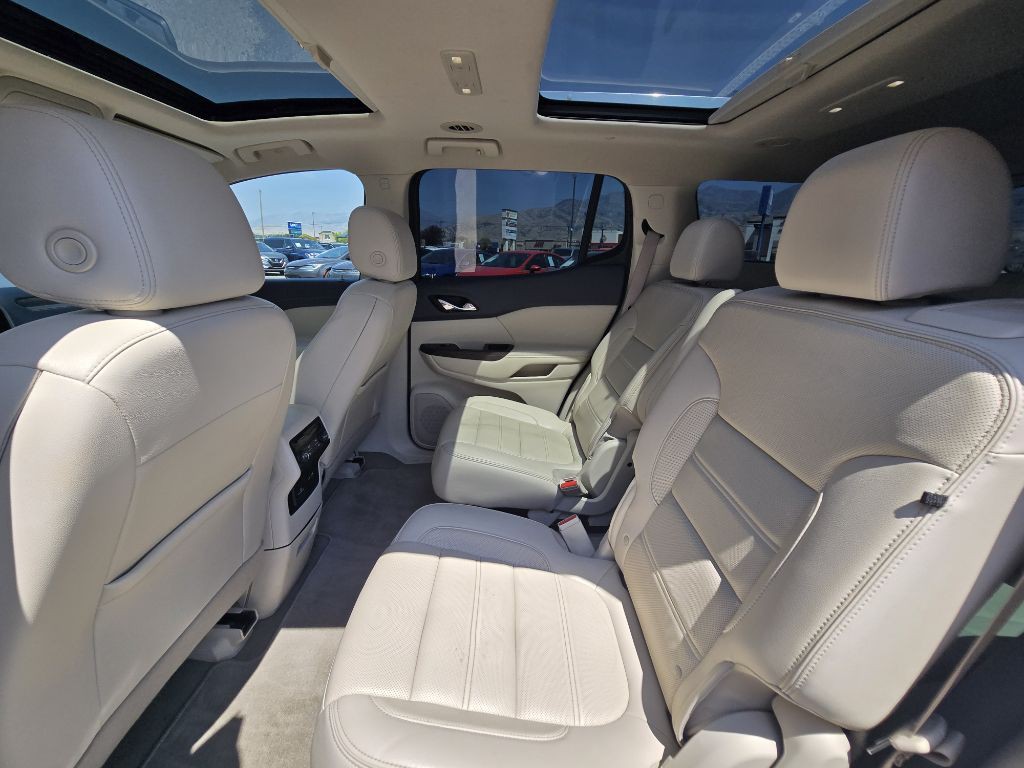 2020 GMC Acadia Image 23